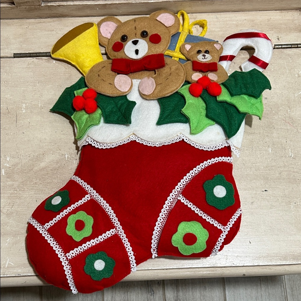 Titan -Felt Kit Stocking- Red Christmas Stocking with Teddy Bears